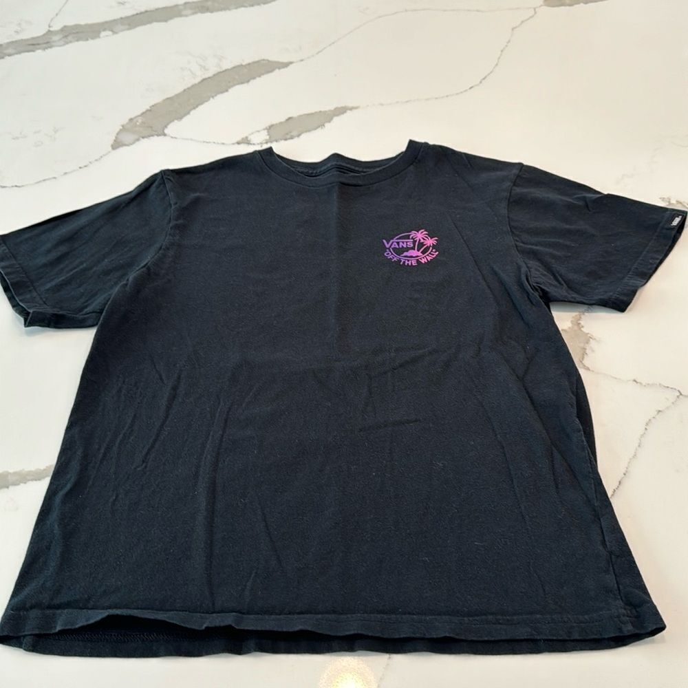 Vans Classic Fit Boys Large 12-14 Shirt. Super soft. Vans off the wall